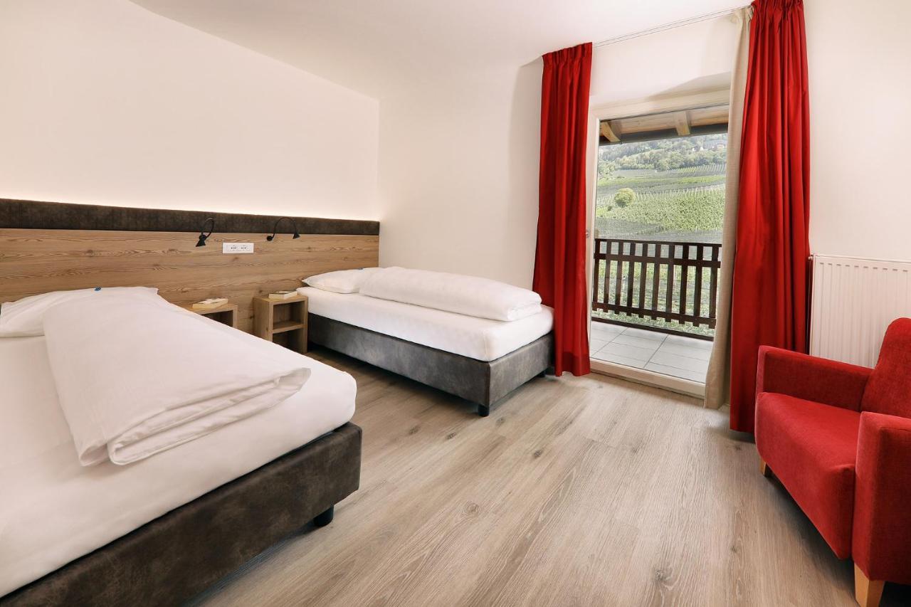 Feldhof Schenna Aparthotel Екстериор снимка