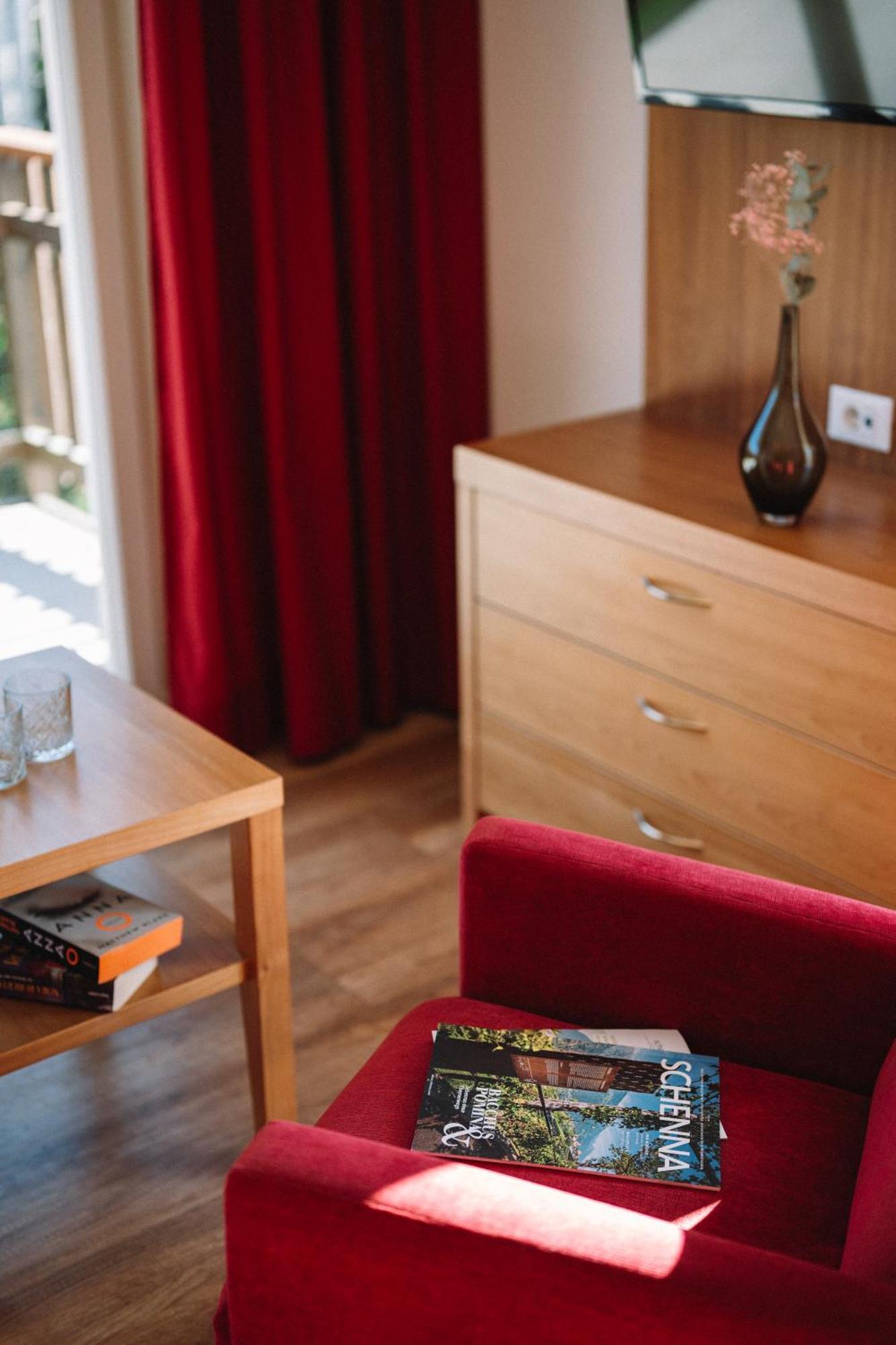 Feldhof Schenna Aparthotel Екстериор снимка
