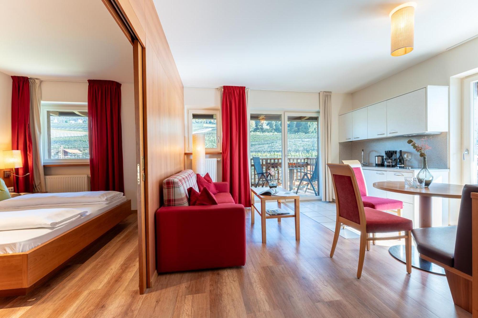 Feldhof Schenna Aparthotel Екстериор снимка