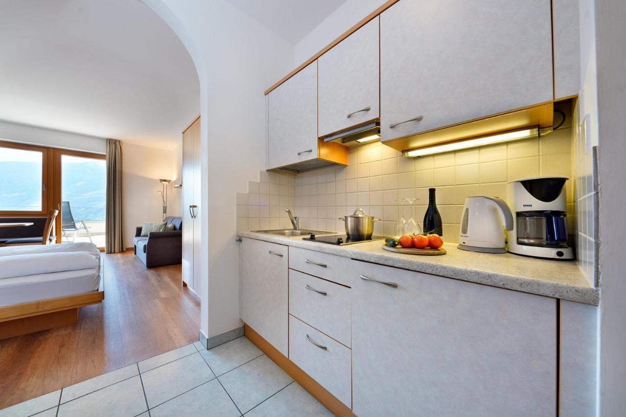 Feldhof Schenna Aparthotel Екстериор снимка